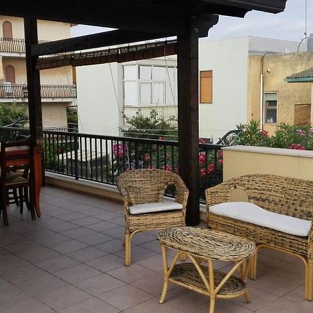 La Villa Di Uccio Марина ди Модика Екстериор снимка